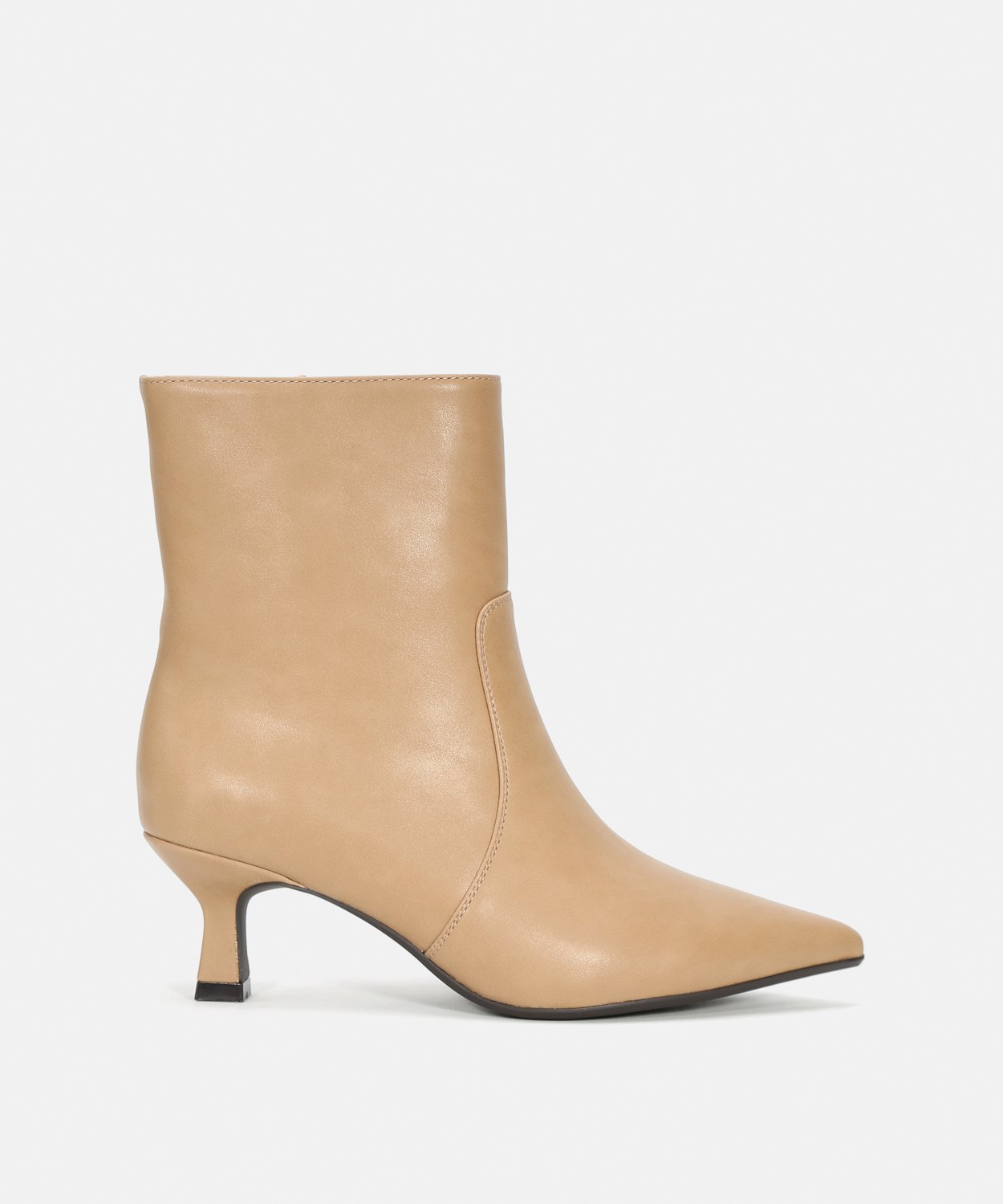 Botines tacón kitten image number null